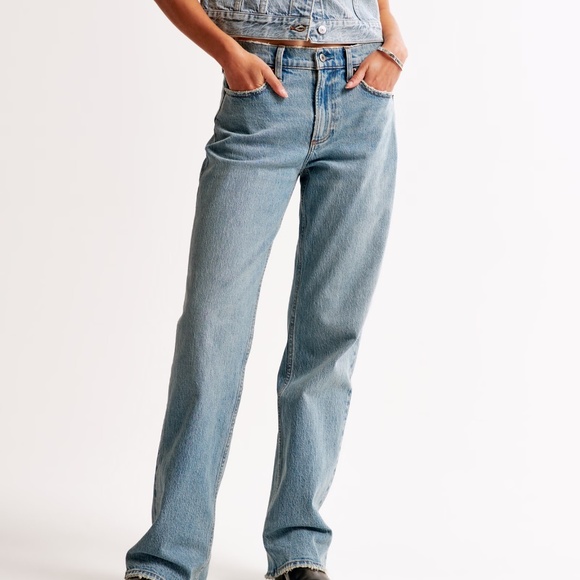 Abercrombie & Fitch The ‘90s Baggy Low Rise - Picture 2 of 6